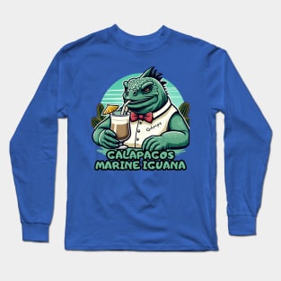 Galapagos marine iguana enjoying summer retro vintage Long Sleeve T-Shirt